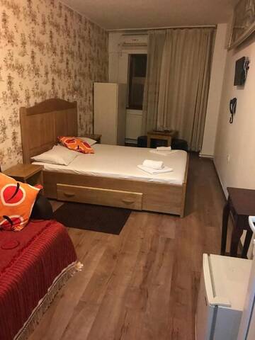 Фото номера Трехместный номер Отель Hotel Funnytime г. Бухарест 10