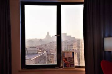 Фото номера Номер категории Privilege с кроватью размера &quot;king-size&quot; Отель Mercure Bucharest Unirii г. Бухарест 12