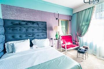 Фото номера Номер Делюкс с кроватью размера «queen-size» Отель Phoenicia Grand Hotel г. Бухарест 2