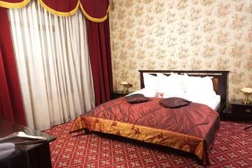 Фото номера Президентские апартаменты Отель Phoenicia Grand Hotel г. Бухарест 3