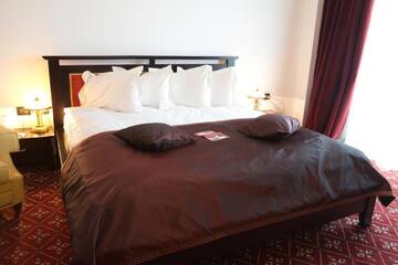 Фото номера Представительские апартаменты Отель Phoenicia Grand Hotel г. Бухарест 2