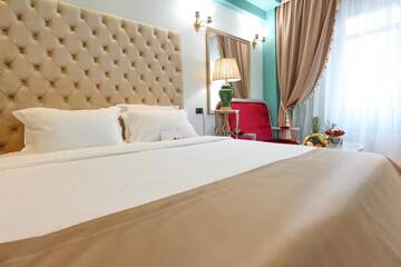 Фото номера Номер Делюкс с кроватью размера «queen-size» Отель Phoenicia Grand Hotel г. Бухарест 8
