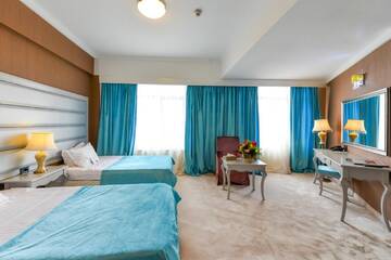 Фото номера Улучшенный двухместный номер с 2 отдельными кроватями Отель Phoenicia Grand Hotel г. Бухарест 3