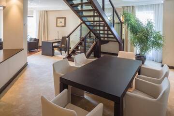 Фото номера Люкс Athenee Palace Отель Athenee Palace Hilton Bucharest г. Бухарест 4