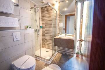 Фото номера Двухместный номер с 2 отдельными кроватями Отель Best Western Stil Hotel г. Бухарест 8