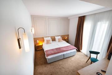 Фото номера Номер с кроватью размера «king-size» Отель Best Western Stil Hotel г. Бухарест 4