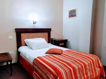 Фото номера Бюджетный одноместный номер Отель Atrium Hotel Ateneu City Center г. Бухарест 6