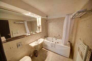 Фото номера Номер-студио Отель Atrium Hotel Ateneu City Center г. Бухарест 4