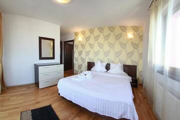 Фото номера Номер-студио с балконом (для 2 взрослых) Отель Monte Carlo Palace Suites г. Бухарест 9