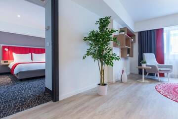 Фото номера Апартаменты с 1 спальней Апарт-отели Park Inn by Radisson Bucharest Hotel &amp; Residence г. Бухарест 3