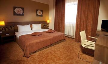 Фото номера Стандартный двухместный номер с 1 кроватью Отель RIN Central Hotel г. Бухарест 7