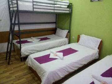 Фото номера Классический четырехместный номер Гостевой дом City Comfort Villa г. Бухарест 3