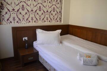 Фото номера Одноместный номер Отель Phoenicia Comfort Hotel г. Бухарест 7