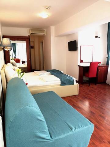 Фото номера Представительский двухместный номер с 1 кроватью Отель Atrium Hotel Bucharest City Center г. Бухарест 5
