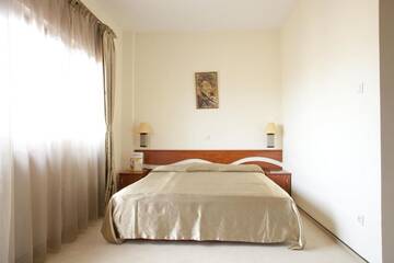 Фото номера Люкс (для 1–2 взрослых) Отель Euro Hotels International г. Бухарест 15