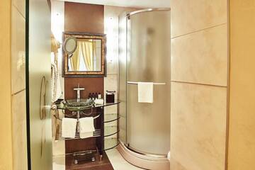 Фото номера Улучшенный одноместный номер Отель Grand Hotel Continental г. Бухарест 6