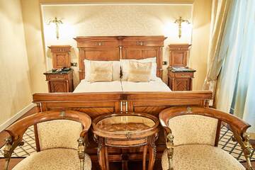 Фото номера Улучшенный двухместный люкс с 1 кроватью Отель Grand Hotel Continental г. Бухарест 7