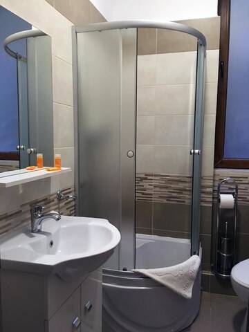 Фото номера Стандартный номер Отель Liad Hotel г. Бухарест 17