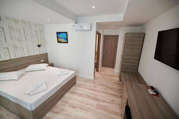 Фото номера Двухместный номер Делюкс с 1 кроватью Отель Liad Hotel г. Бухарест 29