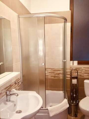 Фото номера Стандартный номер Отель Liad Hotel г. Бухарест 12