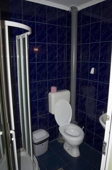 Фото номера Двухместный номер с 1 кроватью Хостелы Hotel Casa Verde Prosper г. Бухарест 12