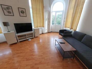 Фото номера Апартаменты с балконом Апарт-отели Himalaya ApartHotel Piata Unirii г. Бухарест 11