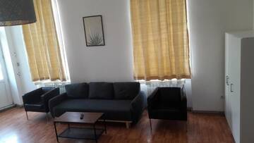 Фото номера Апартаменты с балконом Апарт-отели Himalaya ApartHotel Piata Unirii г. Бухарест 16